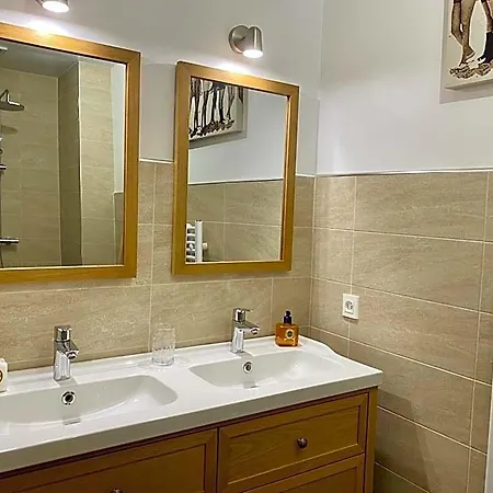 Sainte-helene D'hotes & 4* Olonzac